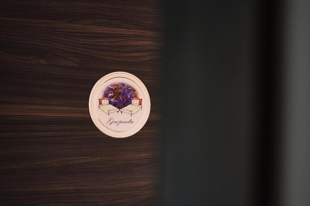 Circolo Operaio Acli Colloro Hotel ภายนอก รูปภาพ